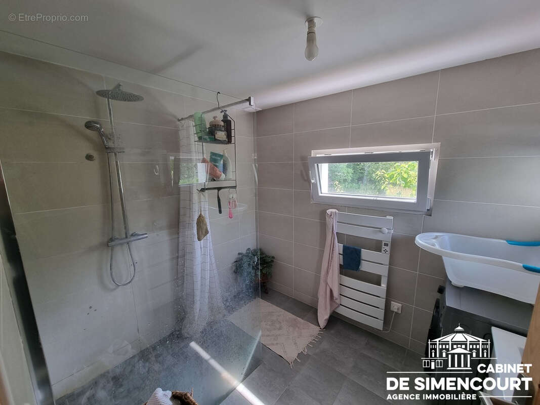 Maison à L&#039;ETOILE