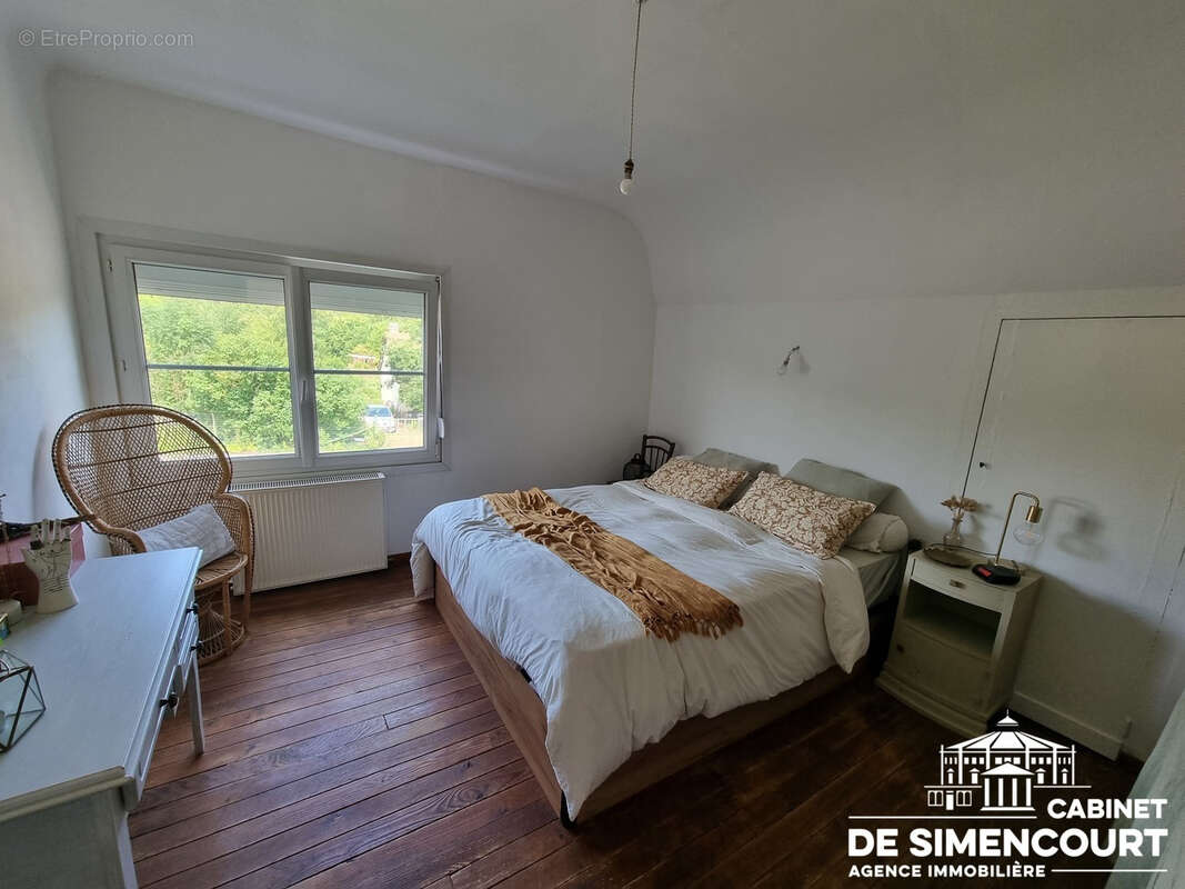 Maison à L&#039;ETOILE