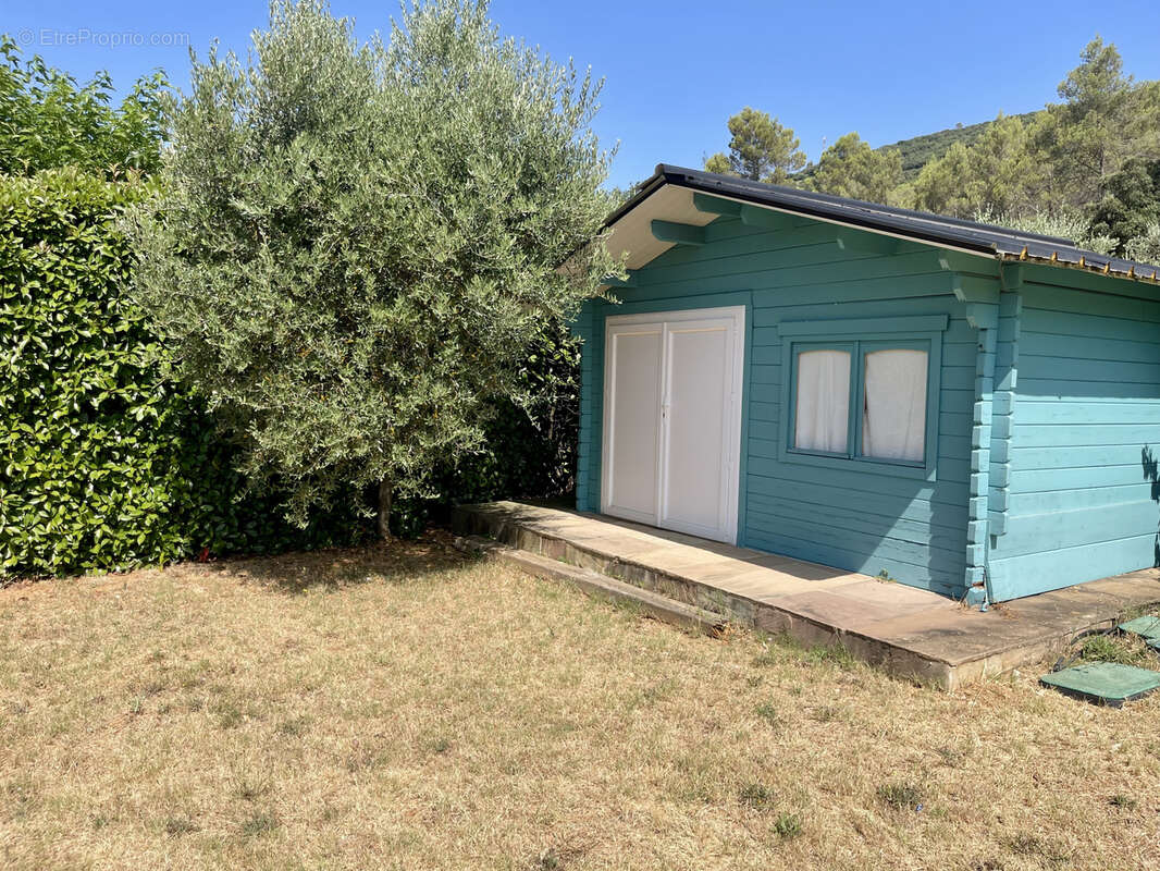 Maison à BESSE-SUR-ISSOLE