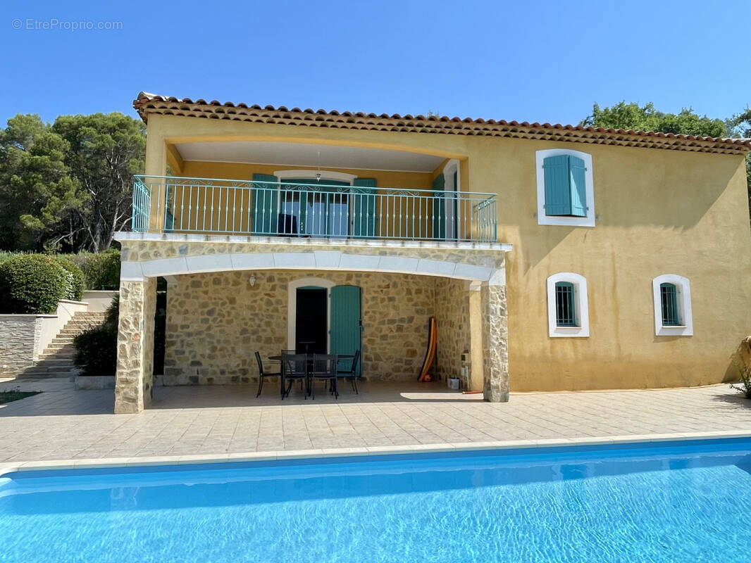 Maison à BESSE-SUR-ISSOLE