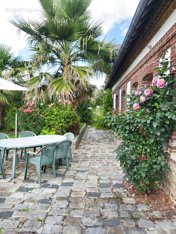 Maison à BEC-DE-MORTAGNE