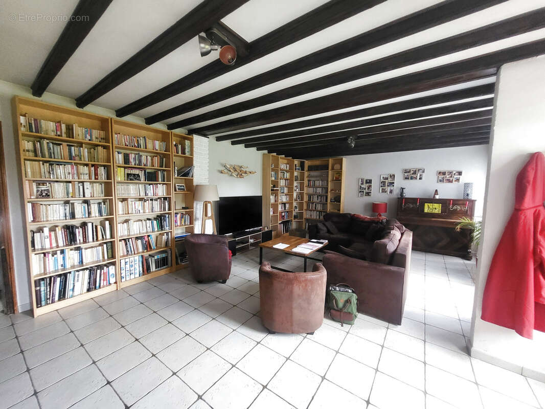 Maison à BEC-DE-MORTAGNE