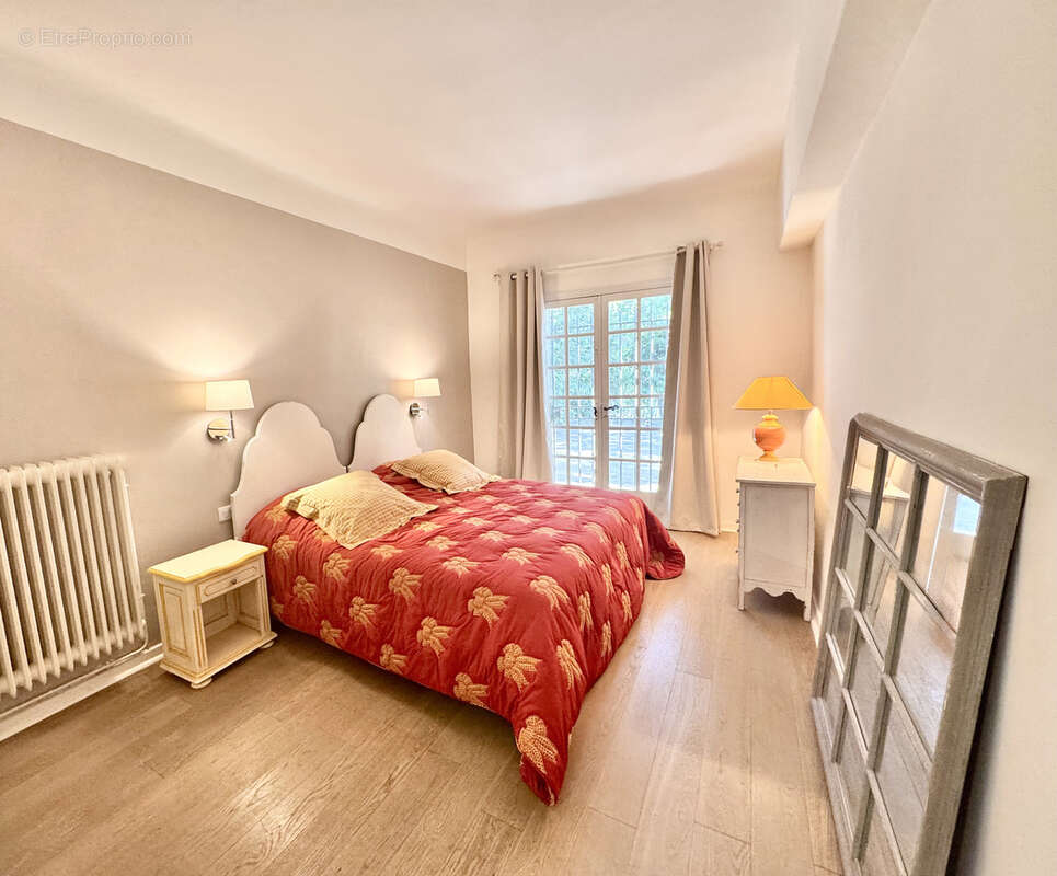 Maison à SPERACEDES