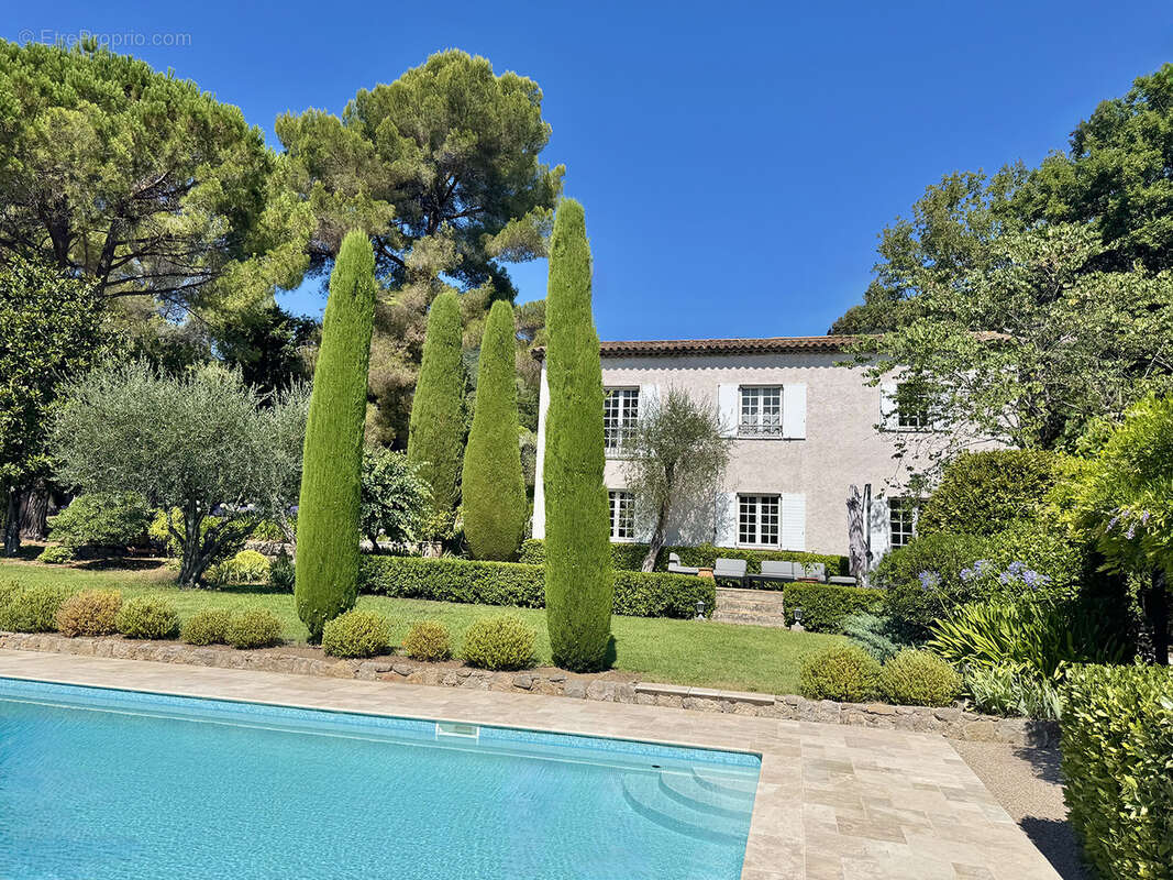 Maison à SPERACEDES