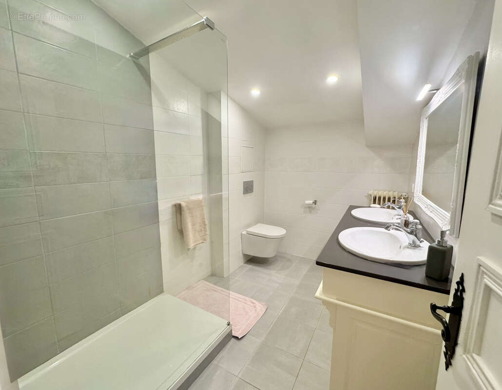 Maison à SPERACEDES