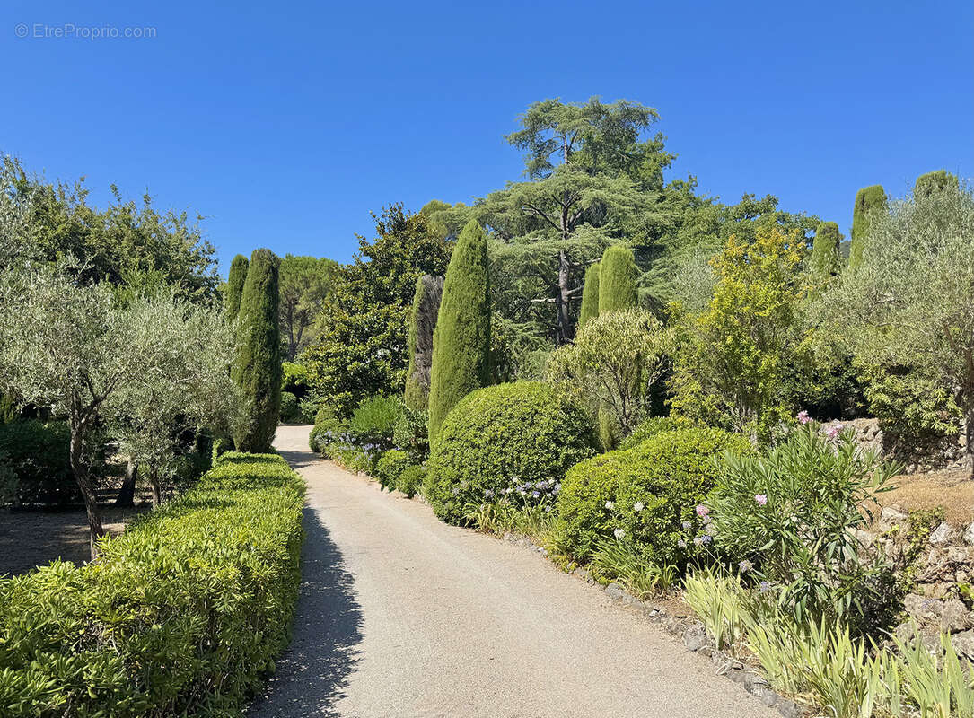 Maison à SPERACEDES