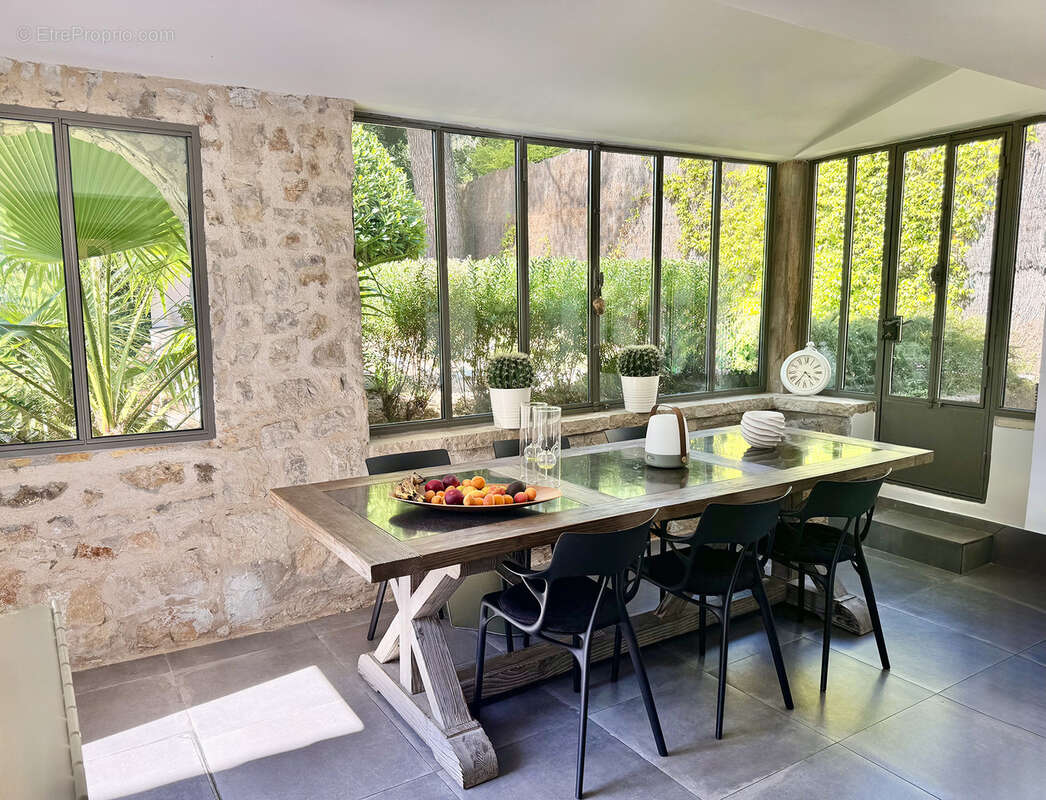 Maison à SPERACEDES