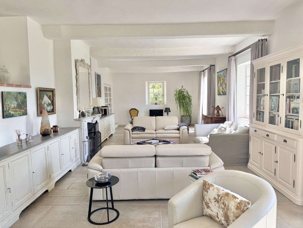 Maison à SPERACEDES