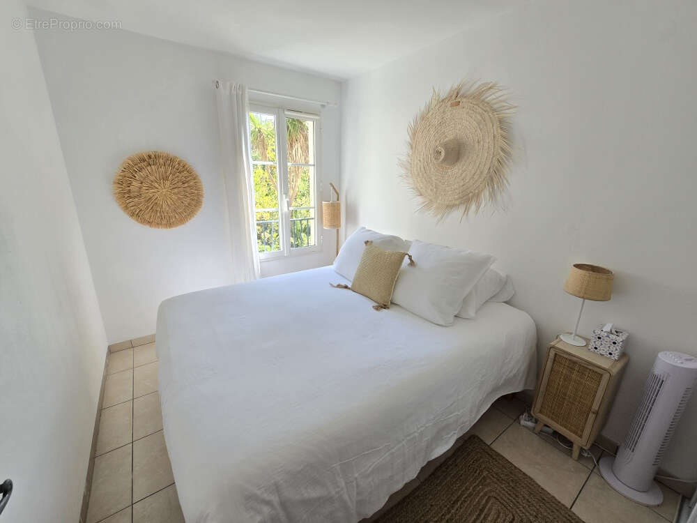 Appartement à LA CROIX-VALMER