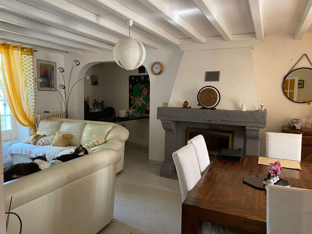 Maison à VERTEILLAC