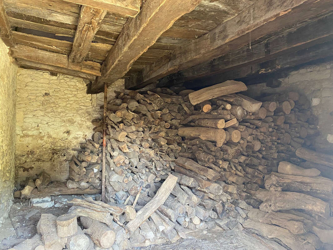 Maison à VERTEILLAC