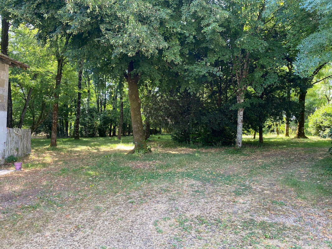 Maison à VERTEILLAC