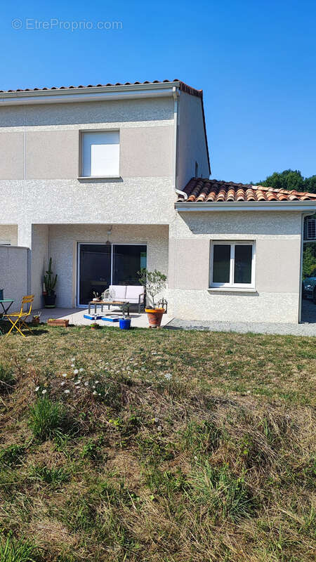 Maison à ALBOUSSIERE