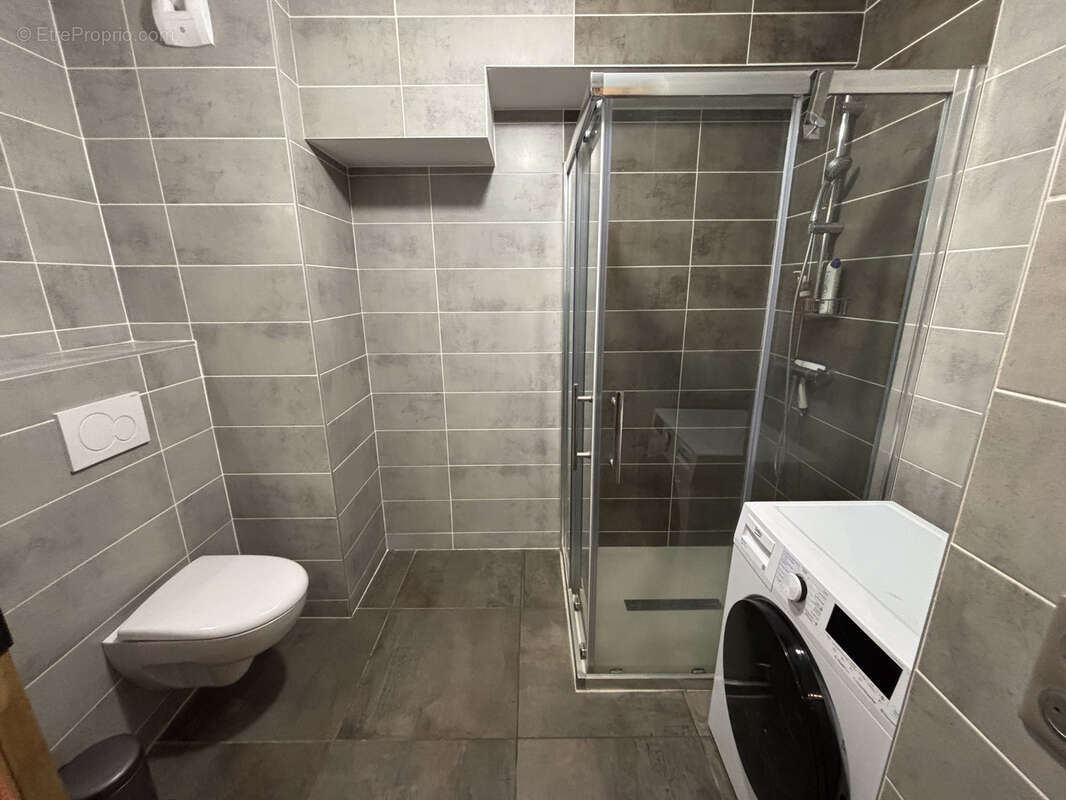 Appartement à SAINT-FRANCOIS-LONGCHAMP