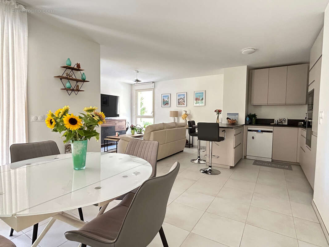 Appartement à HYERES