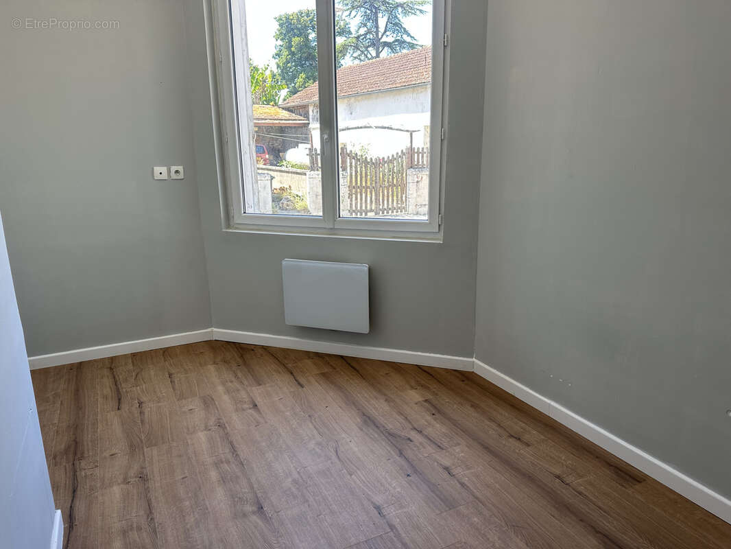 Maison à SAINT-SULPICE-D&#039;ARNOULT