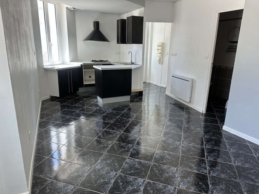 Maison à SAINT-SULPICE-D&#039;ARNOULT