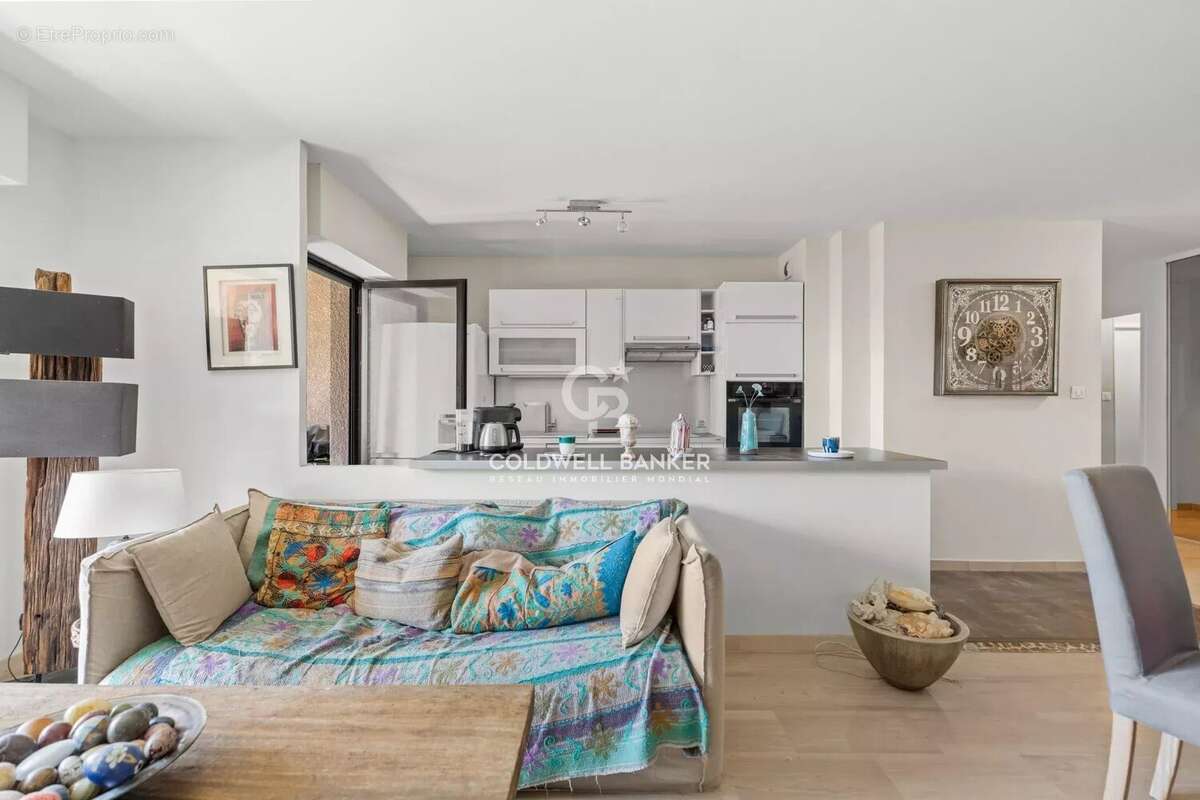 Appartement à LE CANNET