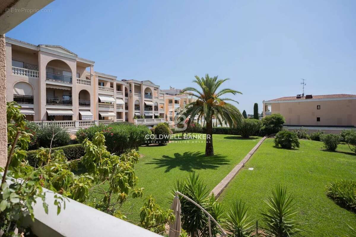 Appartement à LE CANNET