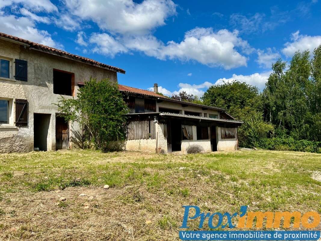 Maison à SAINT-HILAIRE-DE-LA-COTE