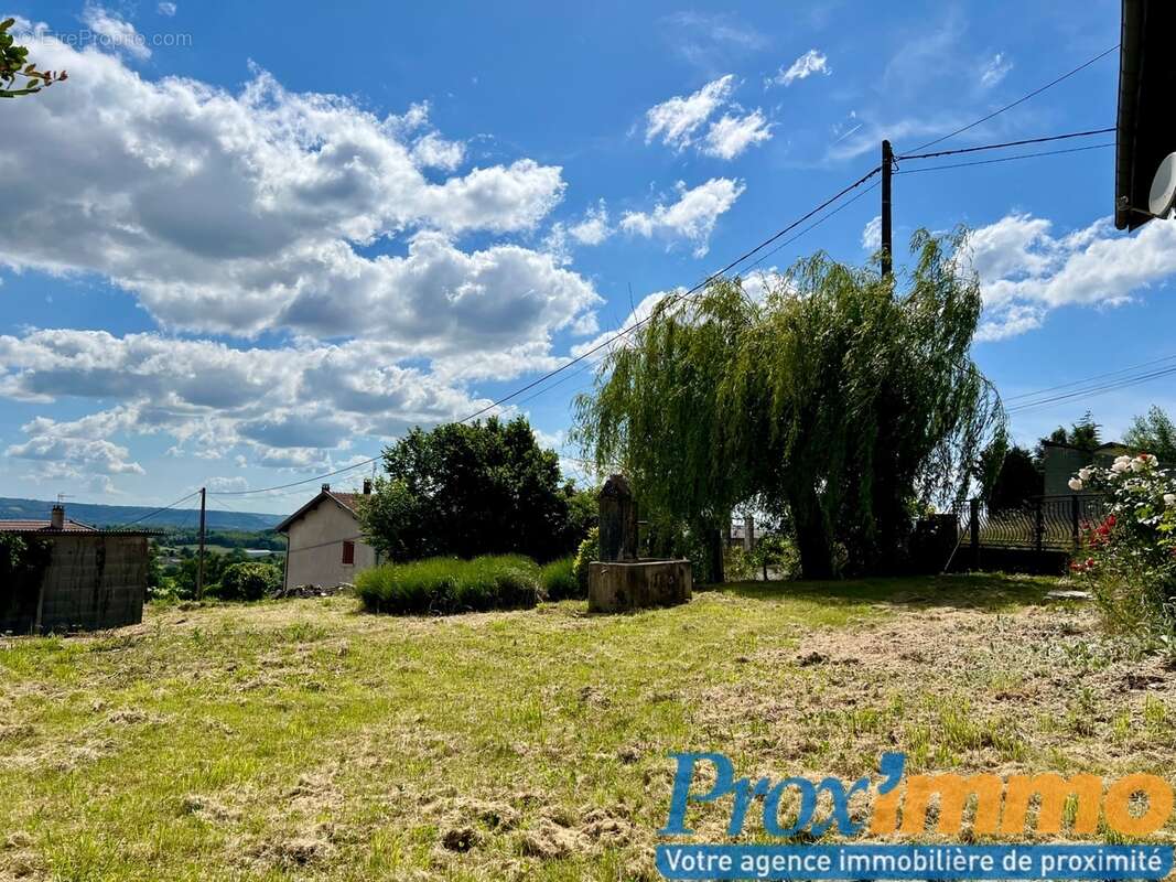 Maison à SAINT-HILAIRE-DE-LA-COTE