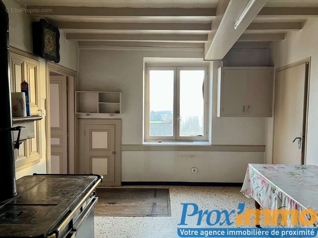 Maison à SAINT-HILAIRE-DE-LA-COTE