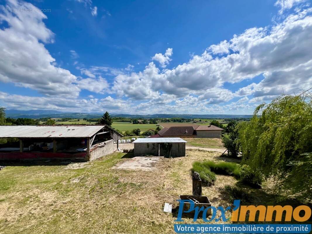 Maison à SAINT-HILAIRE-DE-LA-COTE