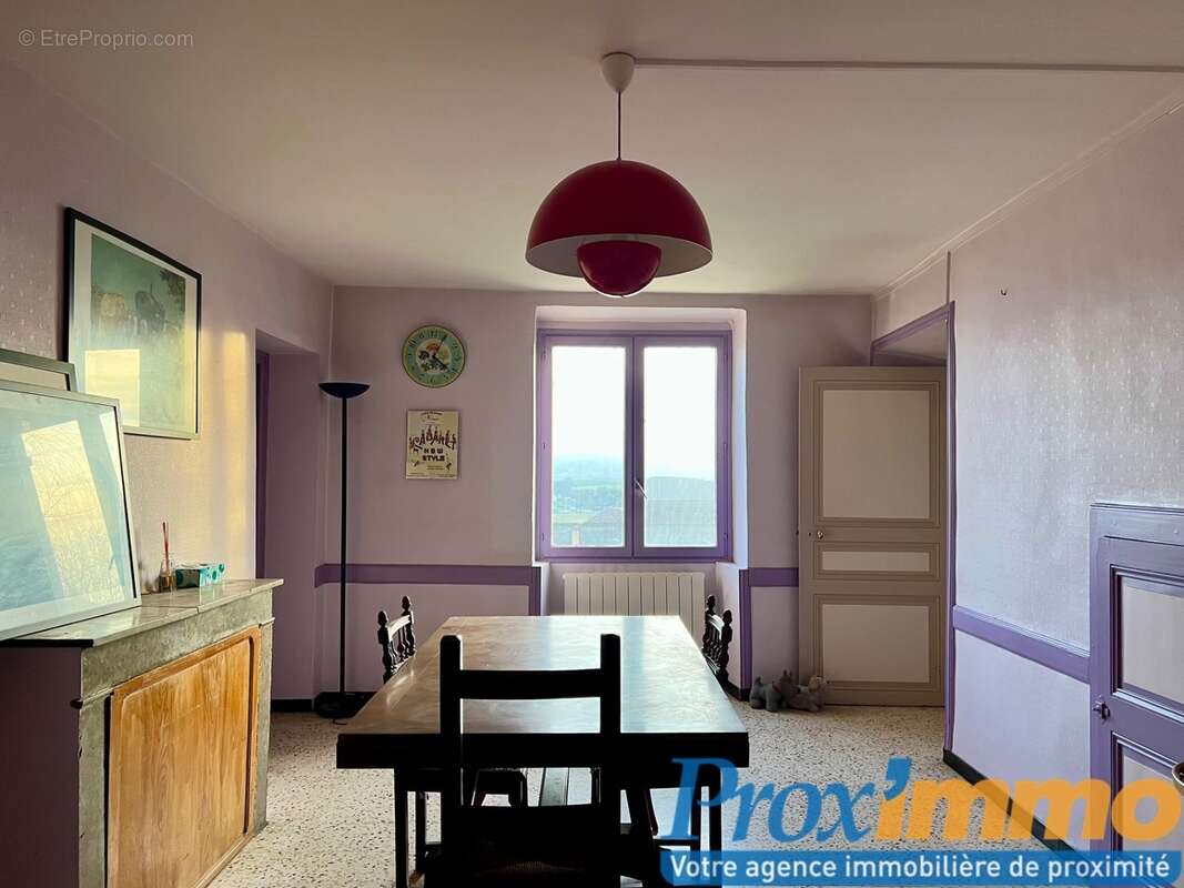 Maison à SAINT-HILAIRE-DE-LA-COTE