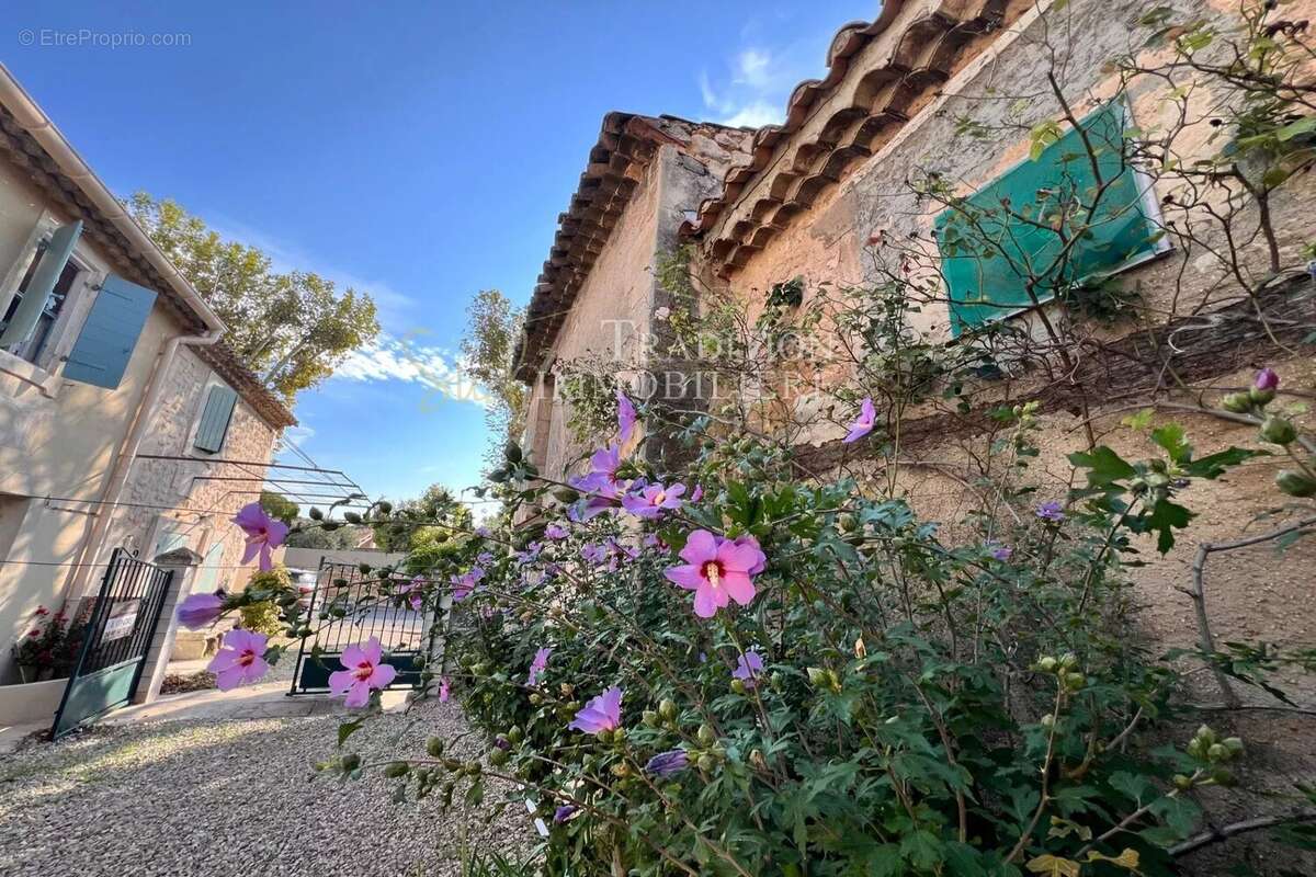 Appartement à MAUSSANE-LES-ALPILLES