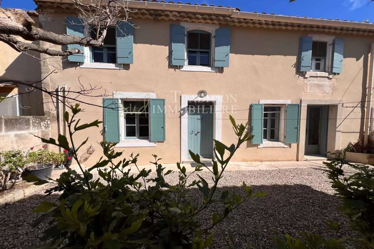 Appartement à MAUSSANE-LES-ALPILLES