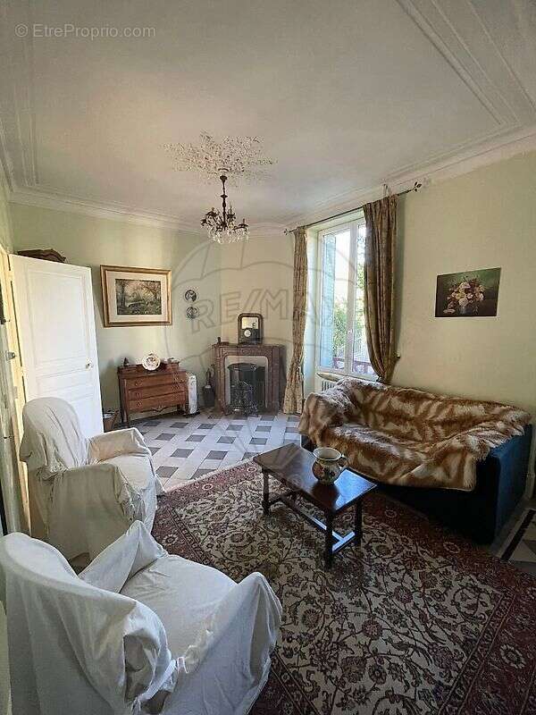 Maison à SAINT-HONORE-LES-BAINS