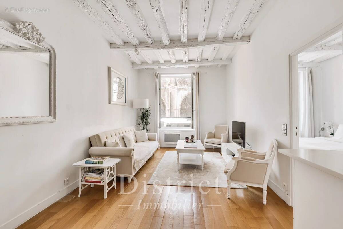 Appartement à PARIS-5E