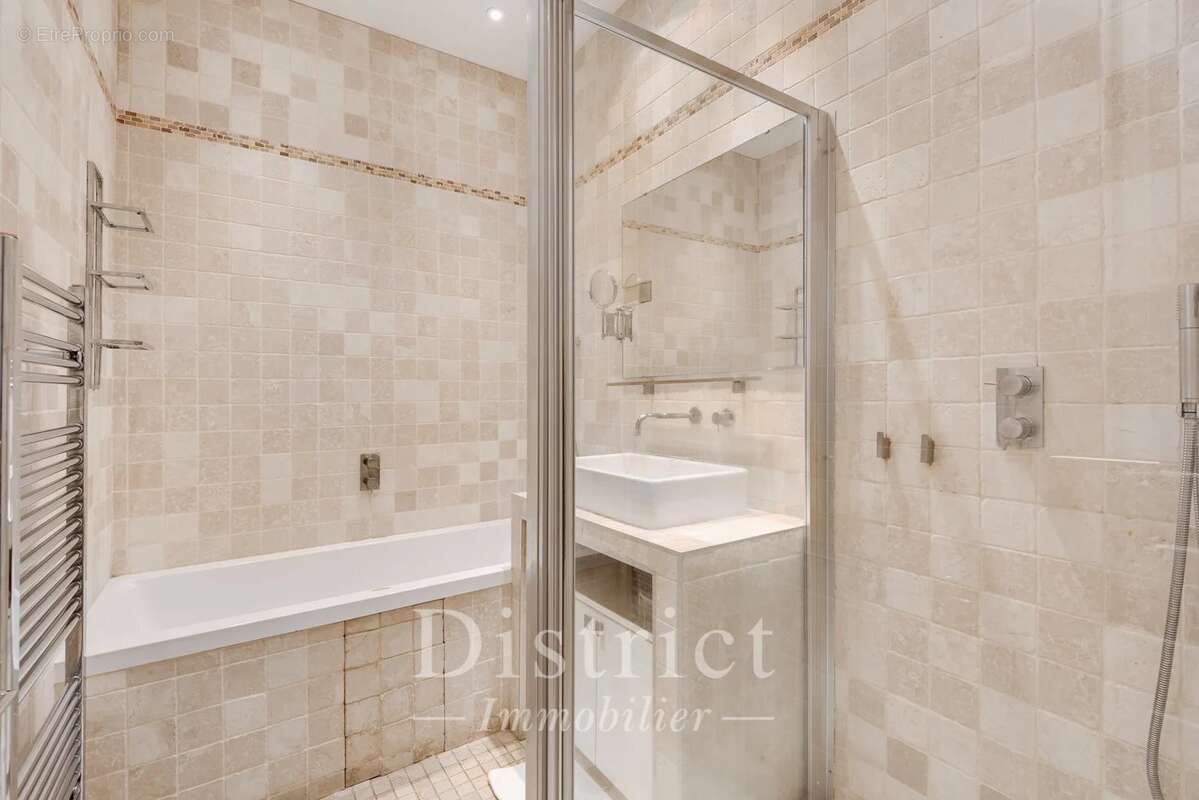 Appartement à PARIS-5E