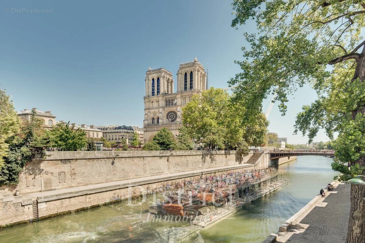 Appartement à PARIS-5E