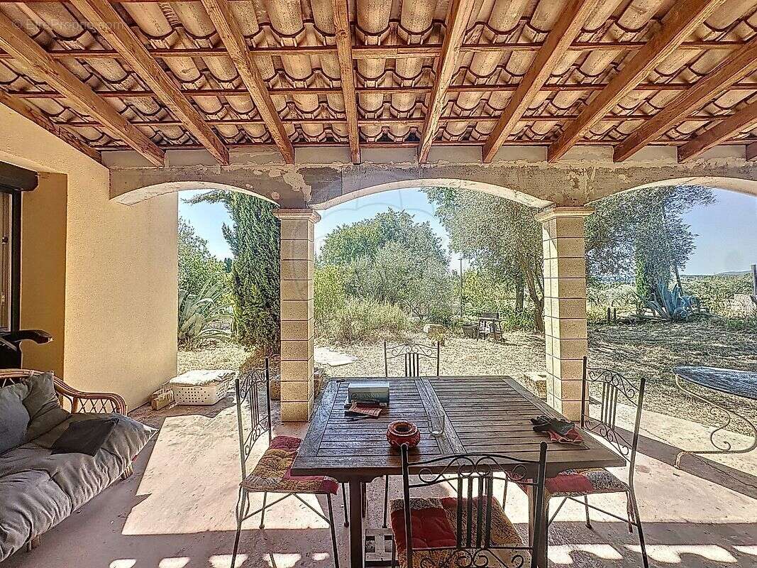 Maison à BOISSET-ET-GAUJAC