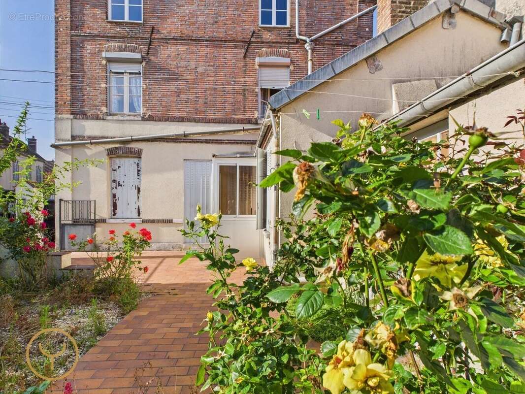 Maison à ROMILLY-SUR-SEINE