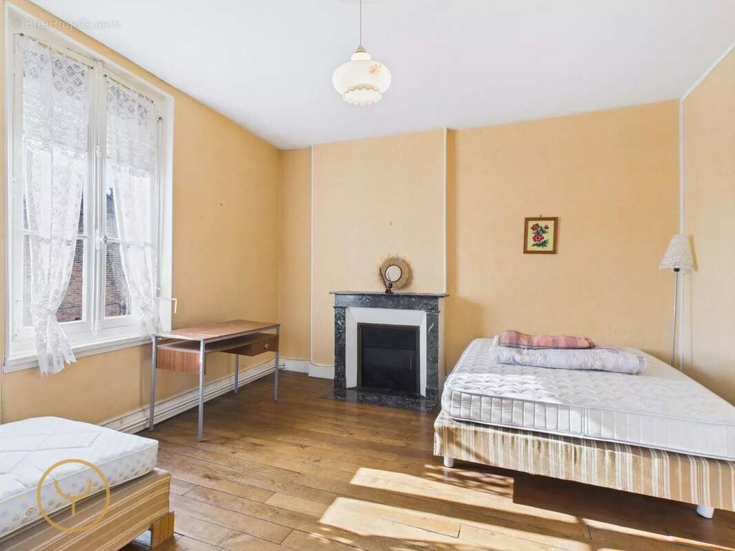 Maison à ROMILLY-SUR-SEINE