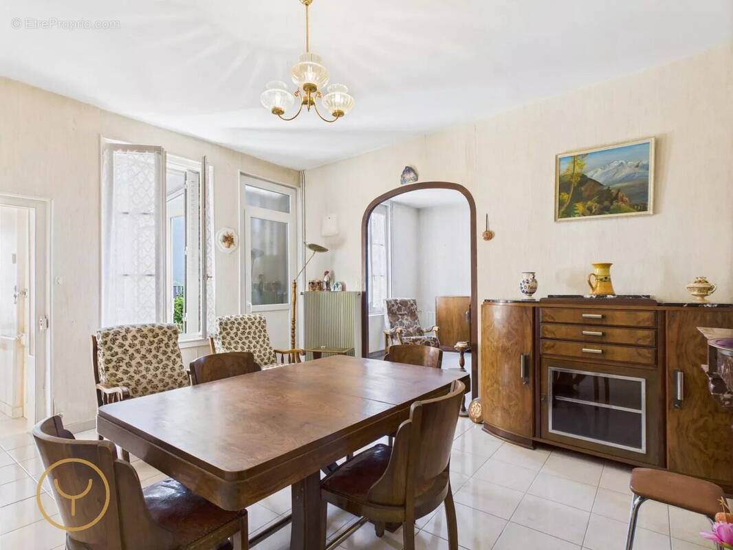 Maison à ROMILLY-SUR-SEINE