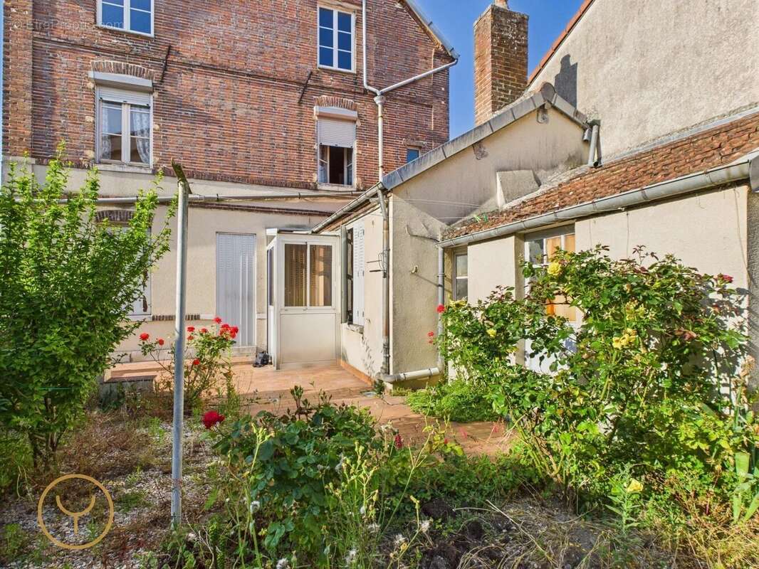 Maison à ROMILLY-SUR-SEINE