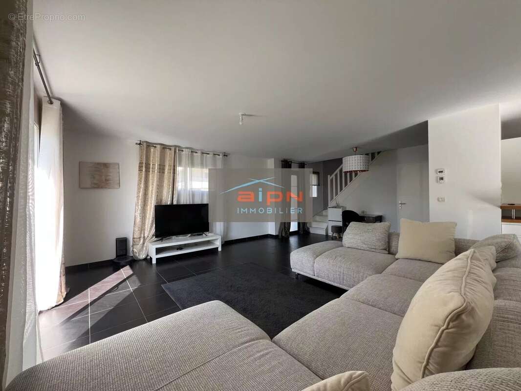 Maison à CAUDEBEC-LES-ELBEUF