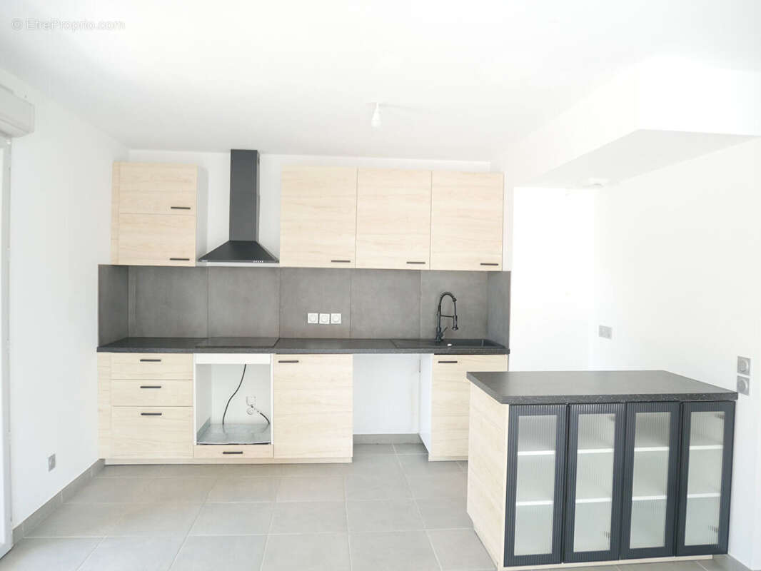 Appartement à VENELLES