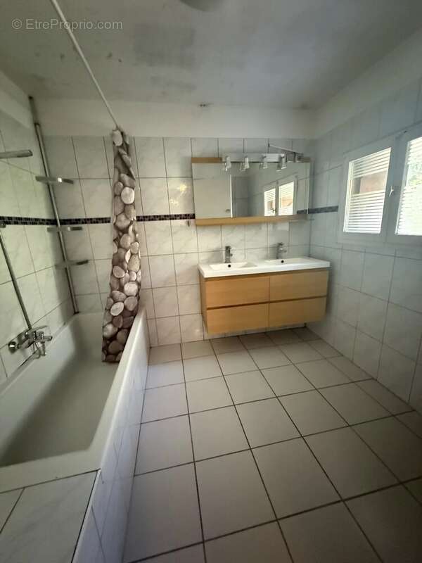 Appartement à VENIZY