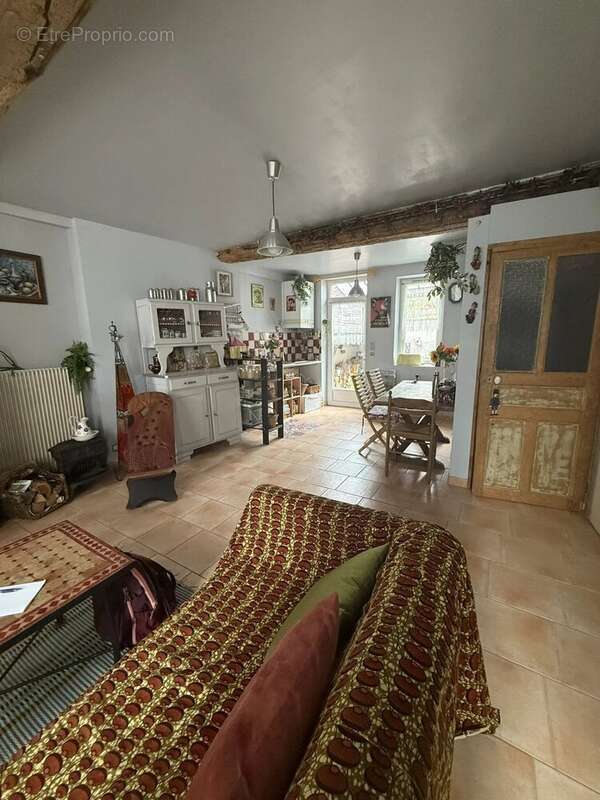 Maison à BRIENON-SUR-ARMANCON