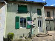 Façade avant - Maison à LES MONTHAIRONS