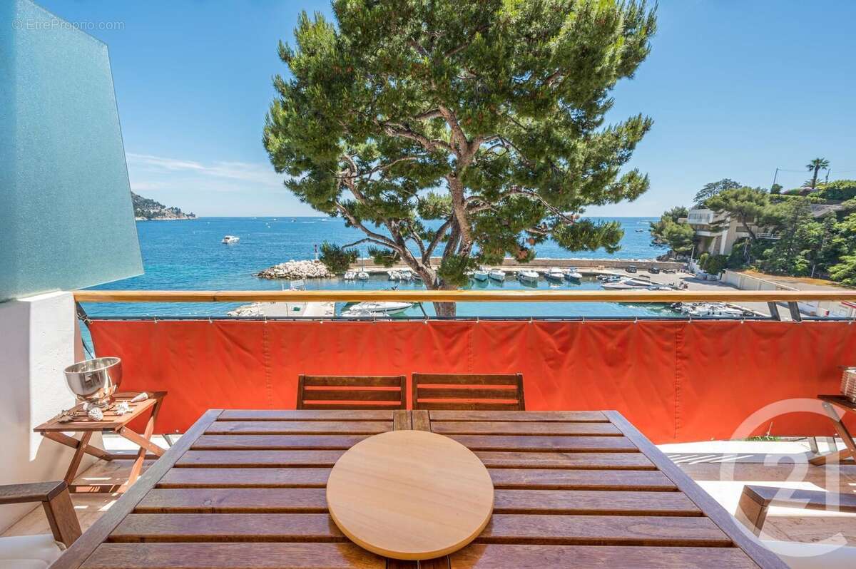 Appartement à EZE