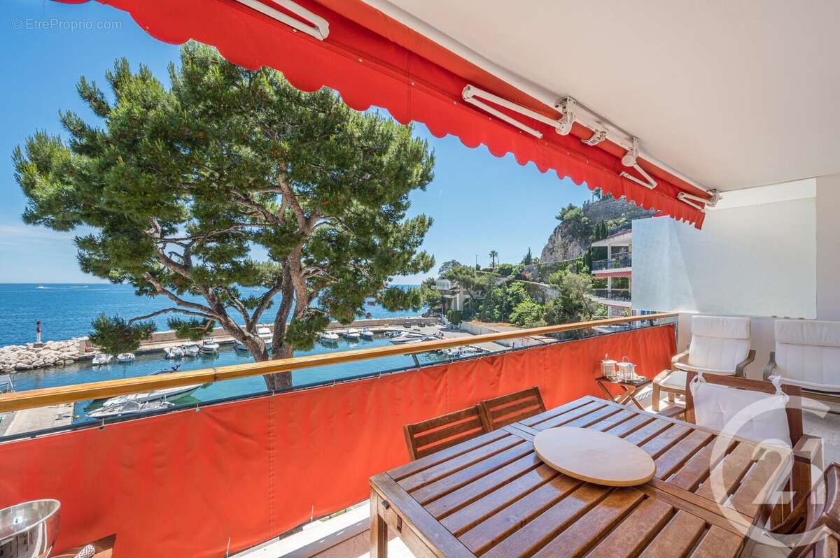 Appartement à EZE