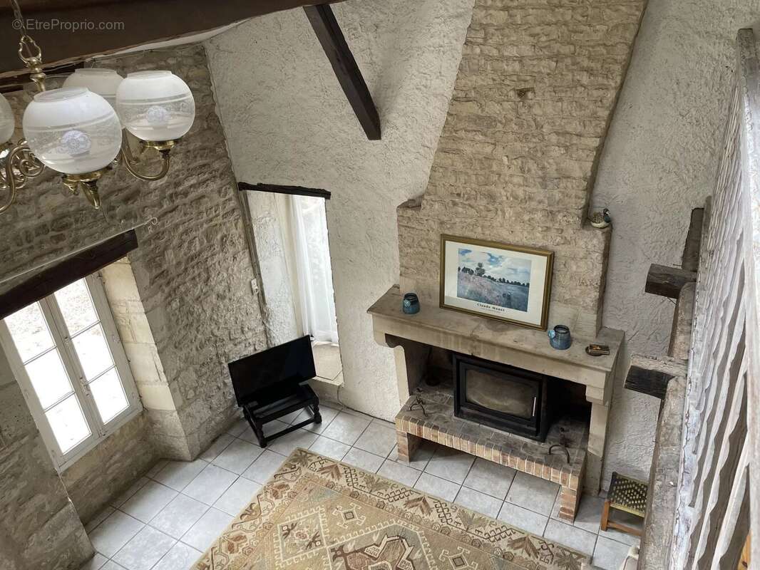 Maison à FONTAINE-CHALENDRAY