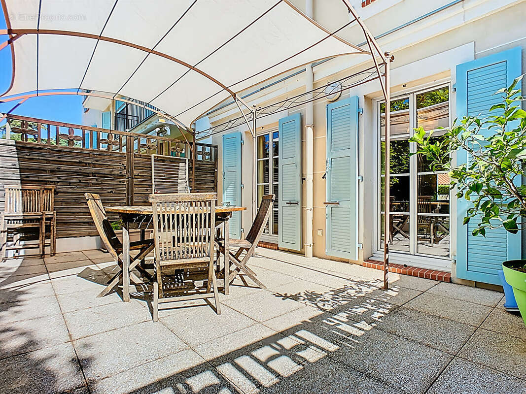 Appartement à MARSEILLE-13E