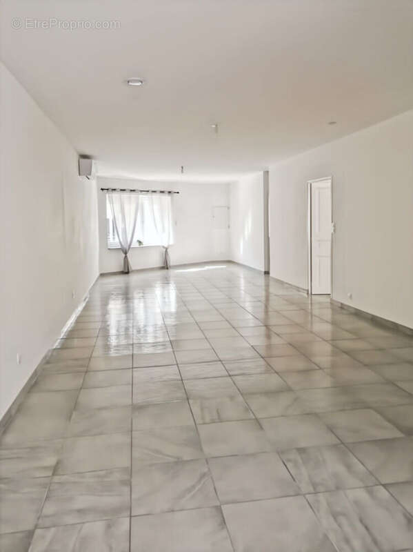 Appartement à CABANNES