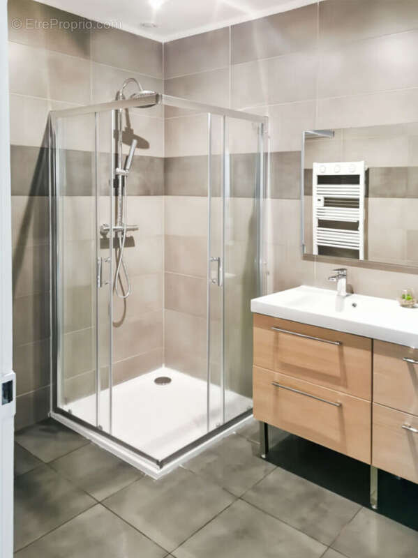 Appartement à CABANNES